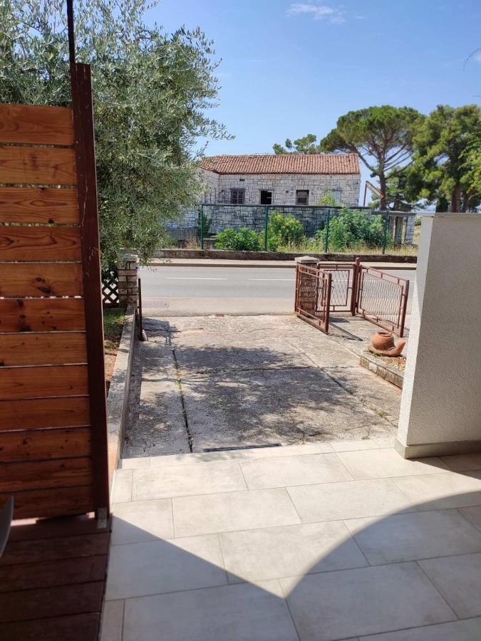 Studio App Lea Umag Exterior photo